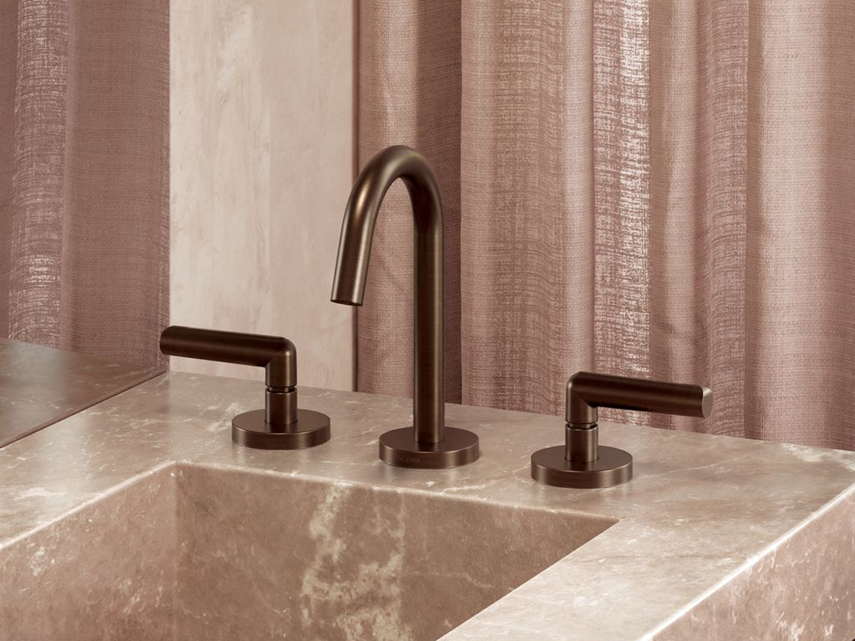 Phoenix Vivid in Brushed Bronze