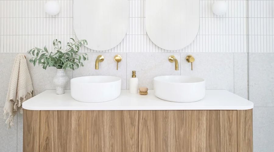 Wall Hung Vanities vs Freestanding Vanities: 5 Considerations for Your Bathroom Renovation