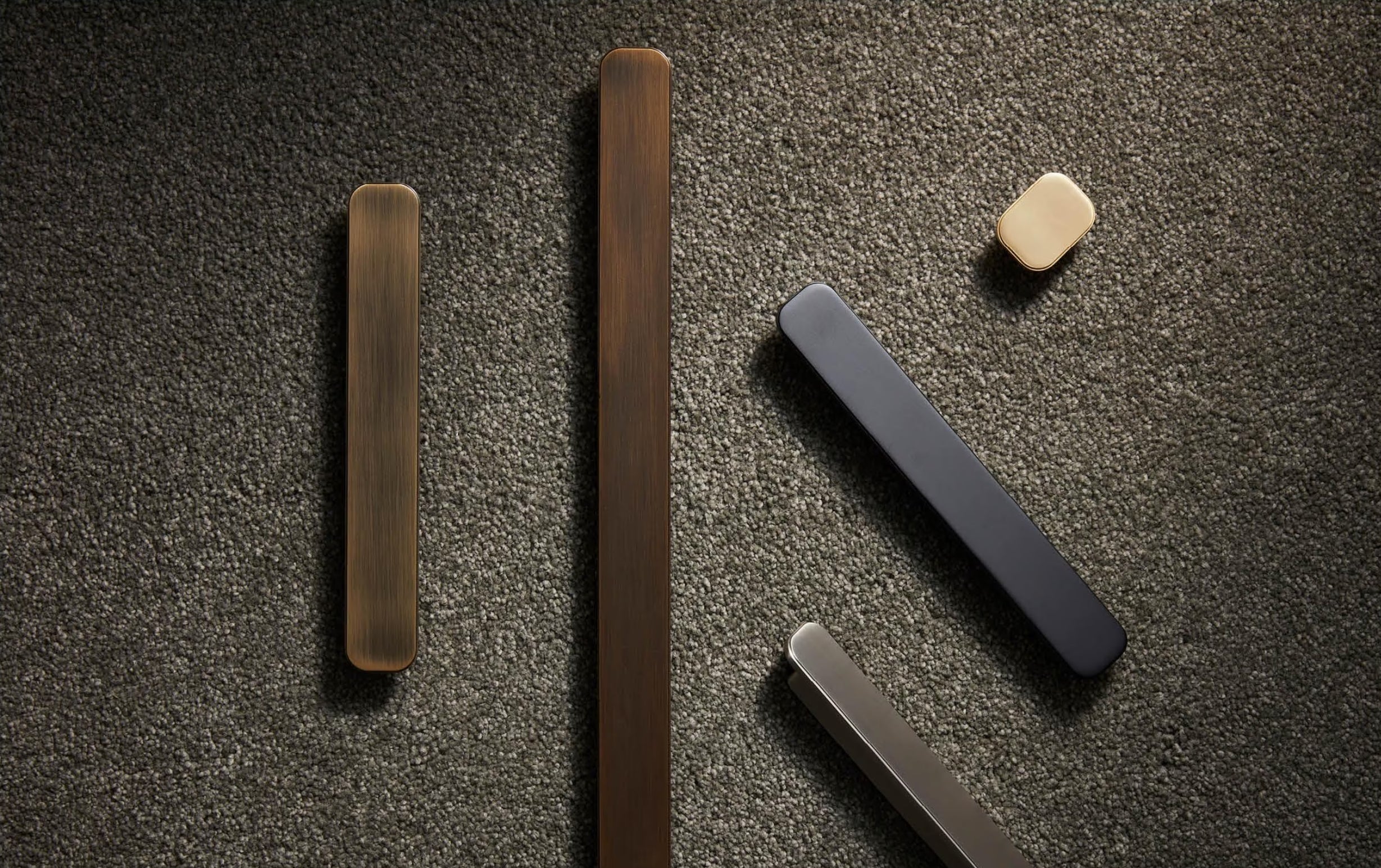 Momo Aspen Handles