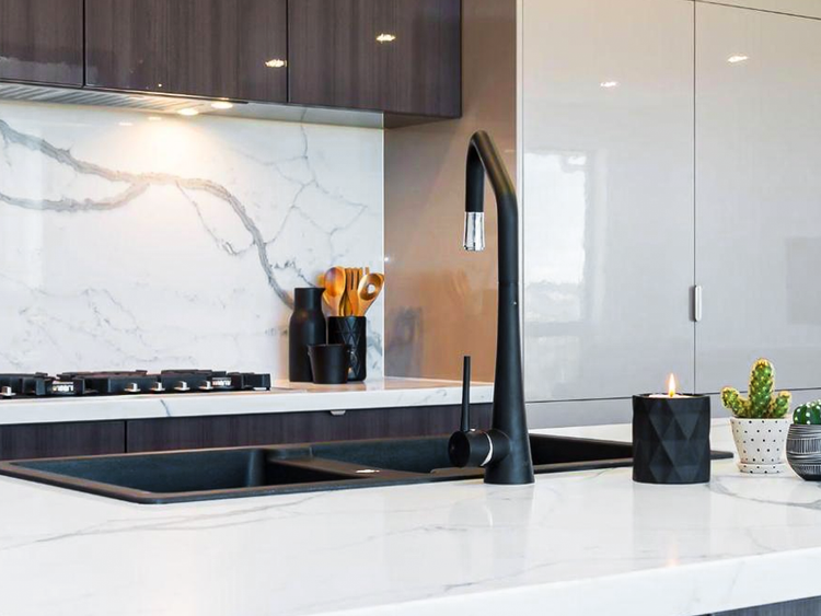 Armando Vicario Black