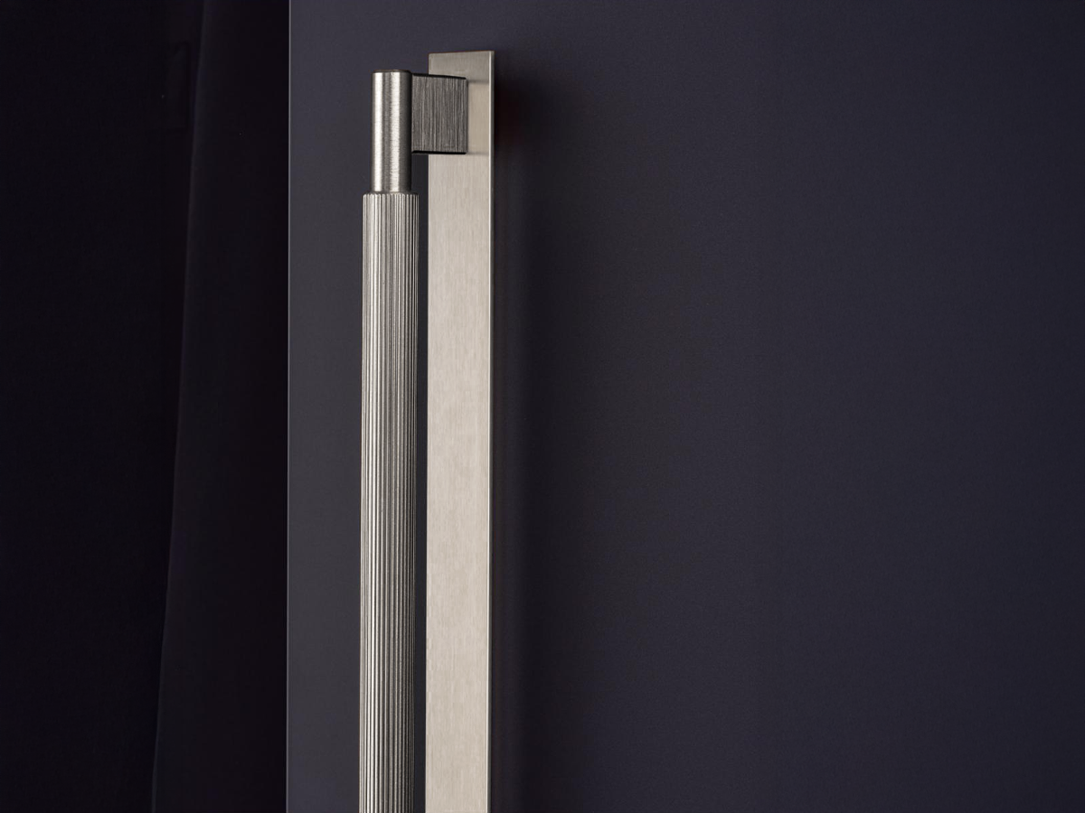 Momo Arpa in Dull Brushed Nickel