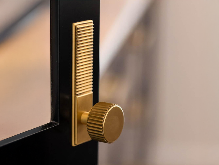 Momo Barrington in Matte Brass