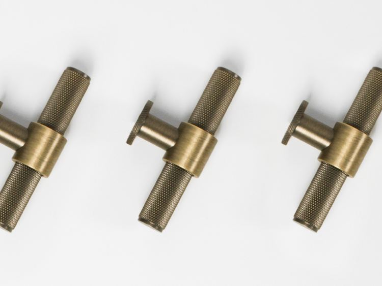 Momo Belgravia in Dark Brushed Brass