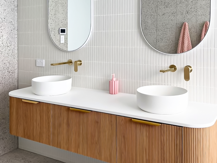 Nero Ecco Brushed Gold