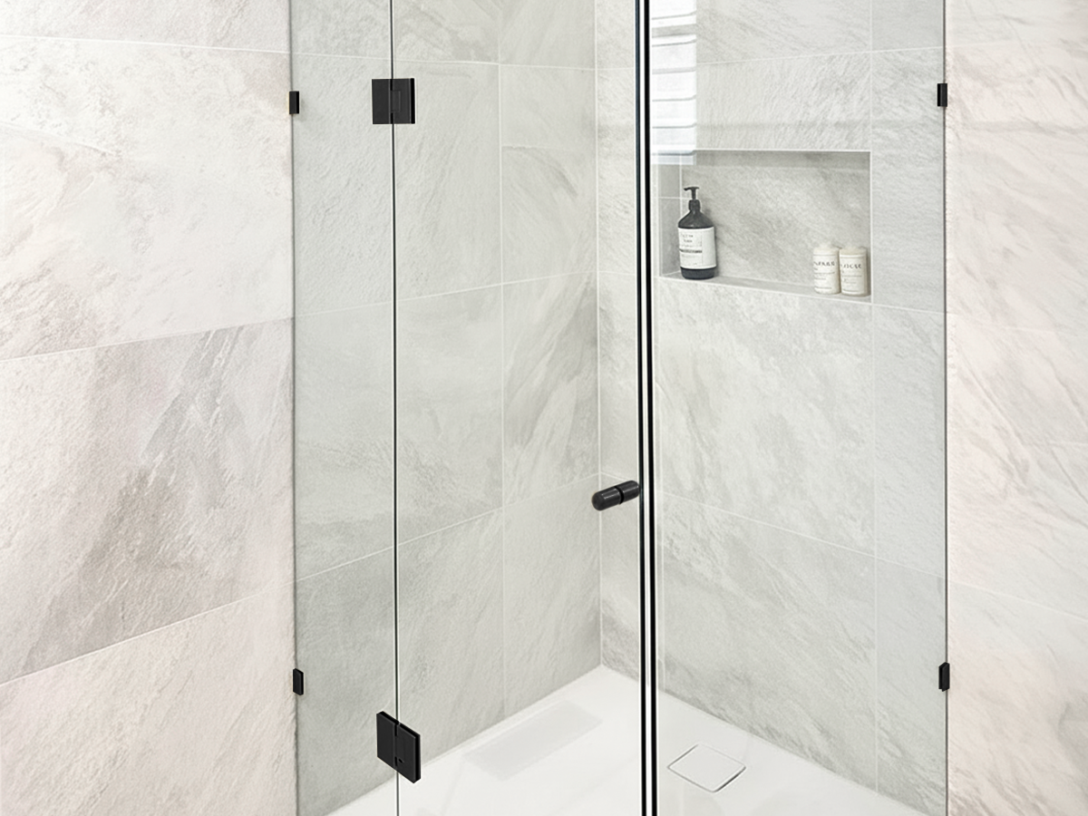 Nero Glass Shower Hinge in Matte Black
