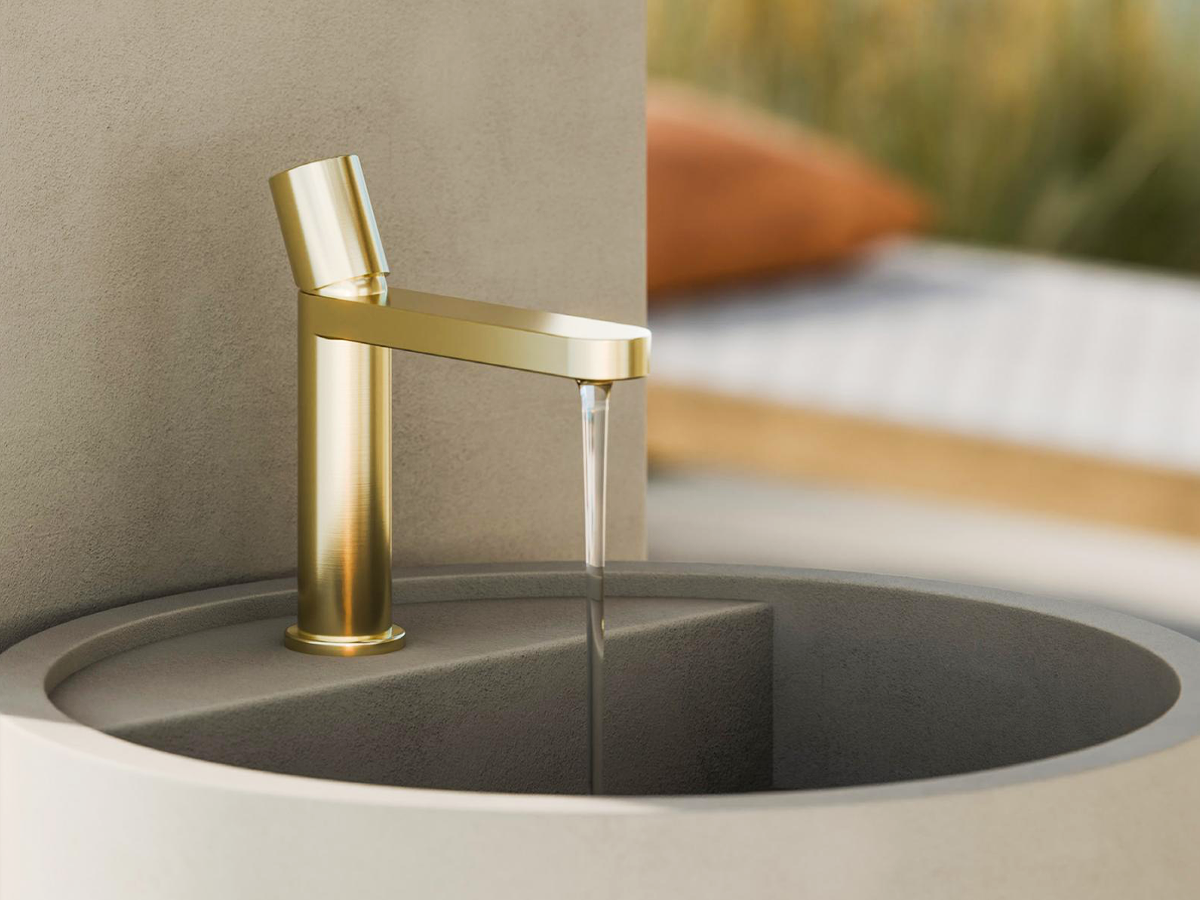 Nero Pure in Brushed Gold