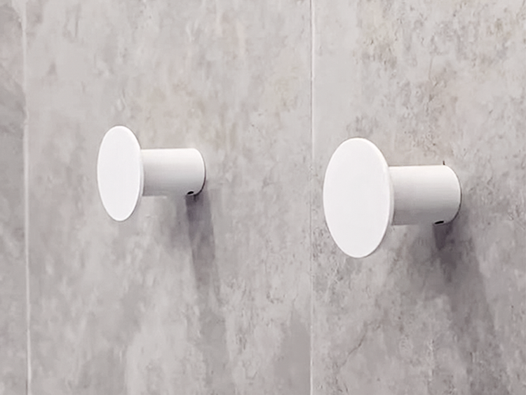 Nero Towel & Robe Hooks