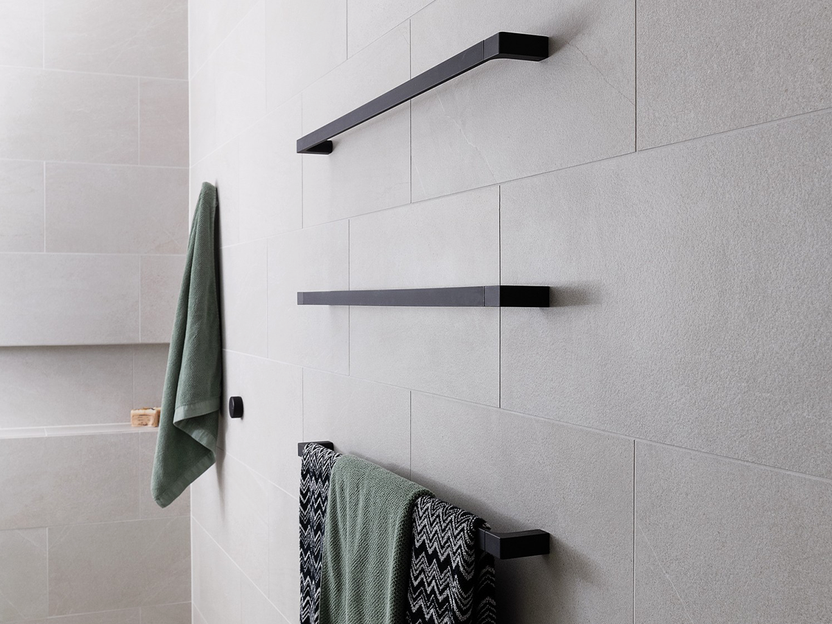 Phoenix Ivy MKII in Matte Black