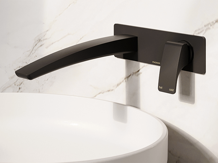 Phoenix Rush in Matte Black