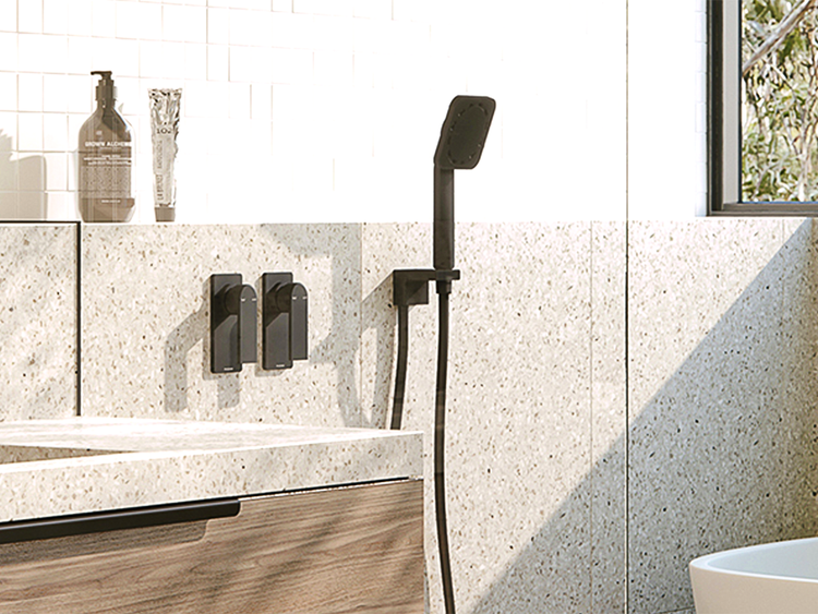 Phoenix Teel in Matte Black