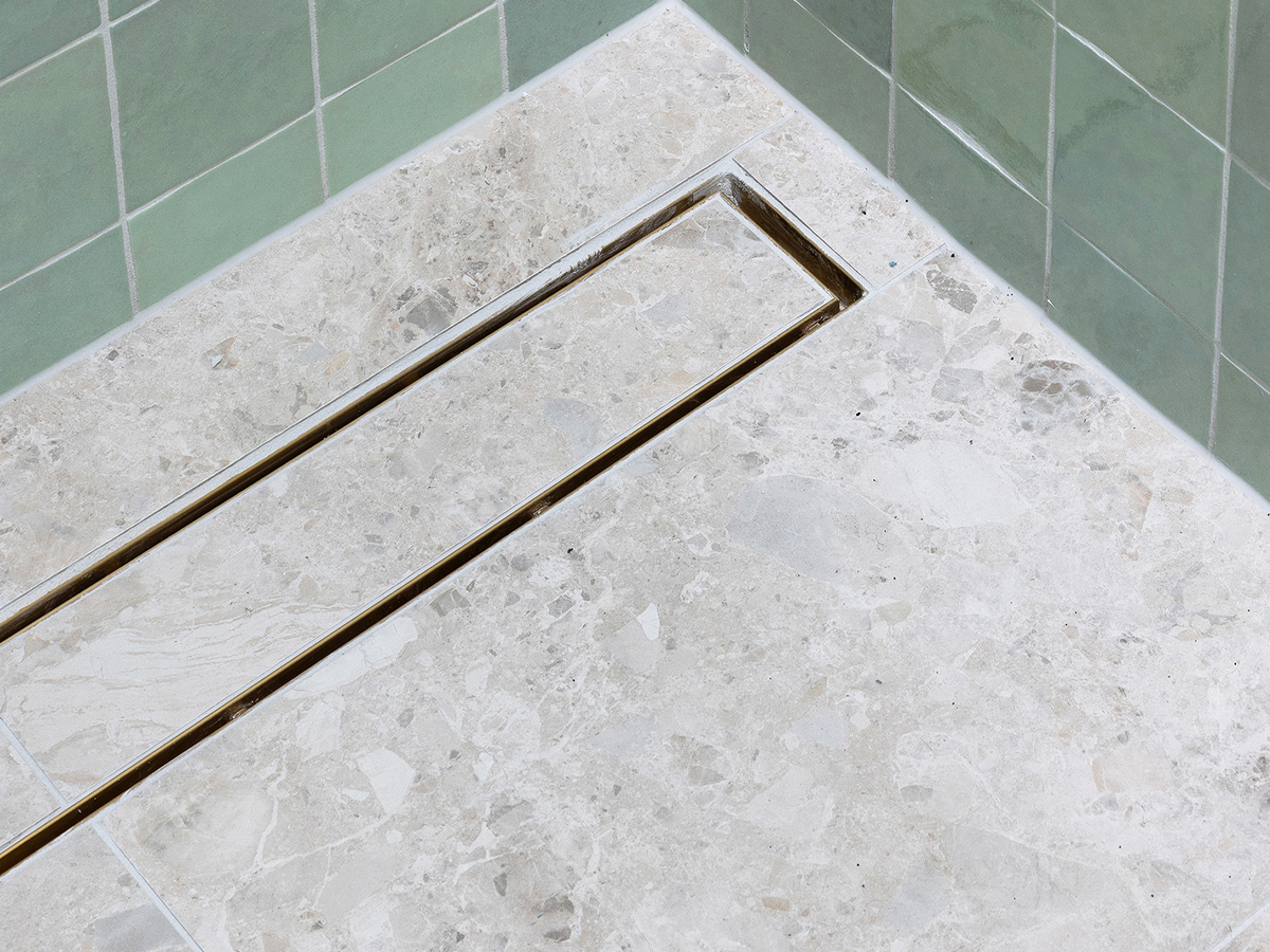 Phoenix V Channel Drain