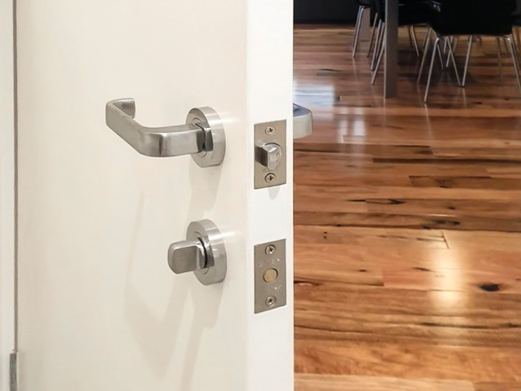 Zanda Door Handles Streamline Range