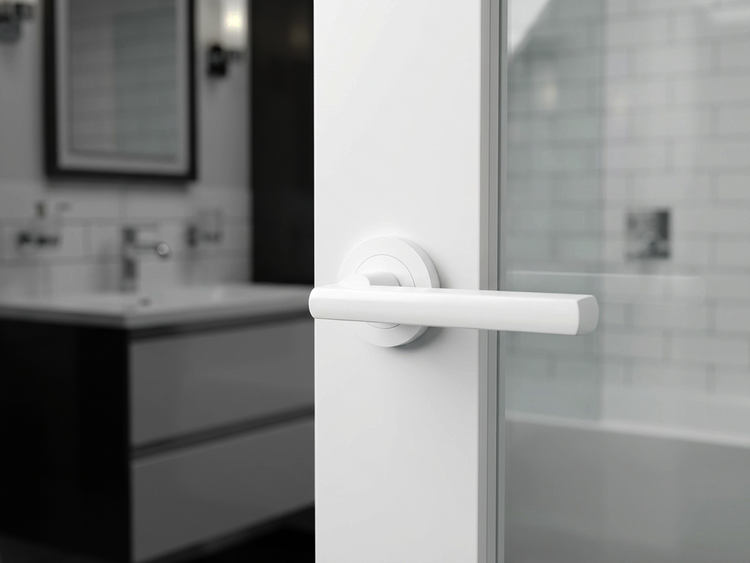 Zanda Handles in White