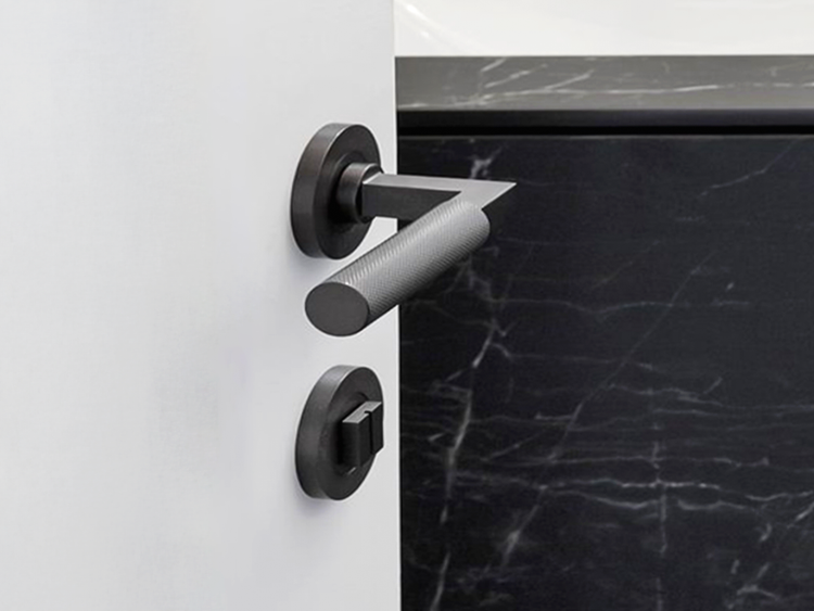 Zanda Lever Handles in Graphite Nickel