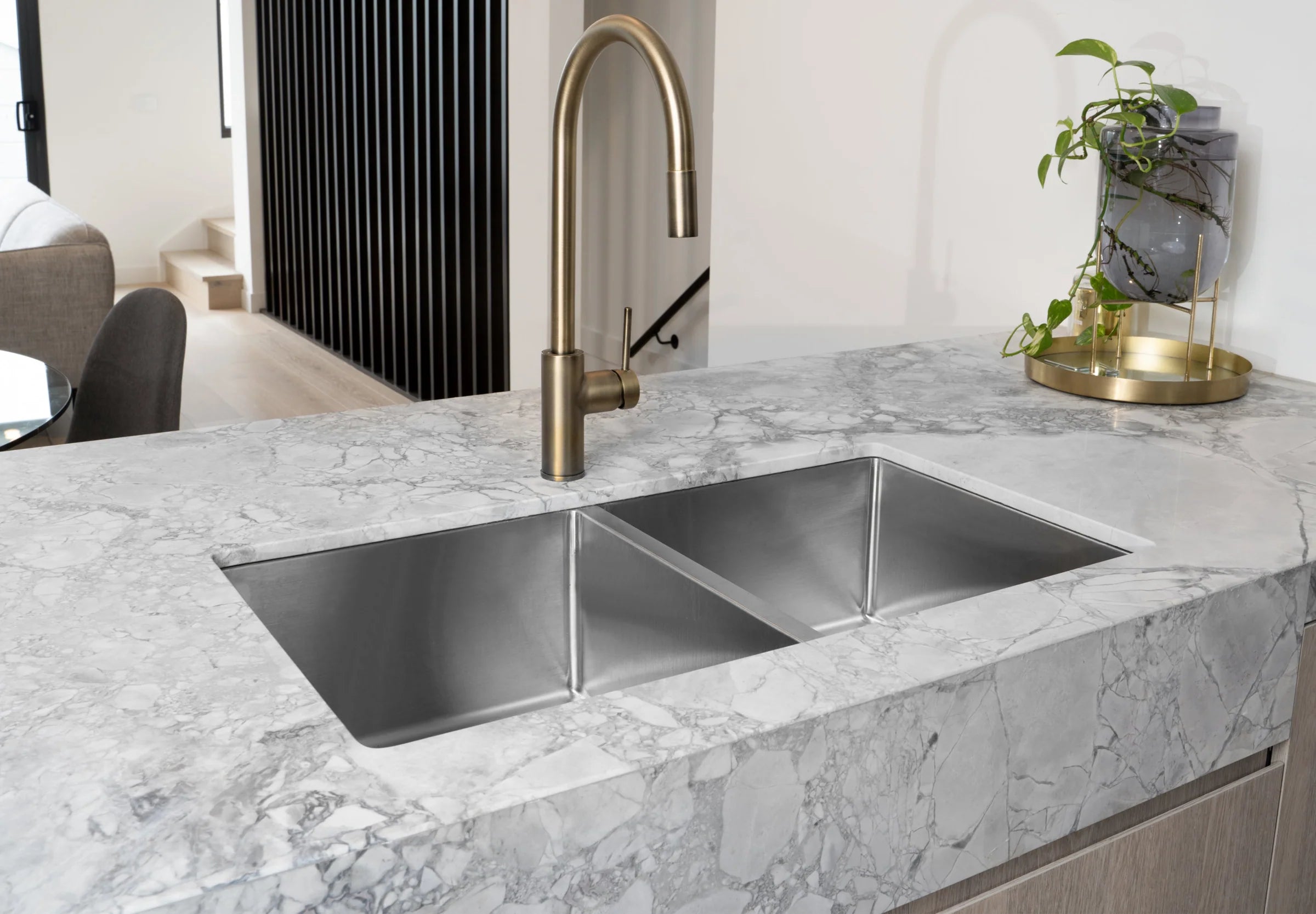 Double Bowl Kitchen Sinks | Small & Large Sizes (2024 Range) – Buildmat