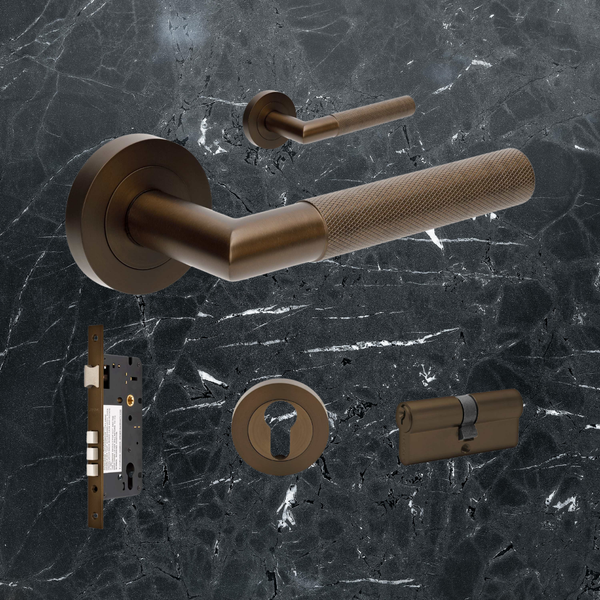 Zanda Vertex Lever Handle Entrance Set Key/Key Ember Bronze