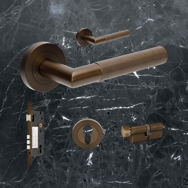 Zanda Vertex Lever Handle Entrance Set Key/Turn Ember Bronze