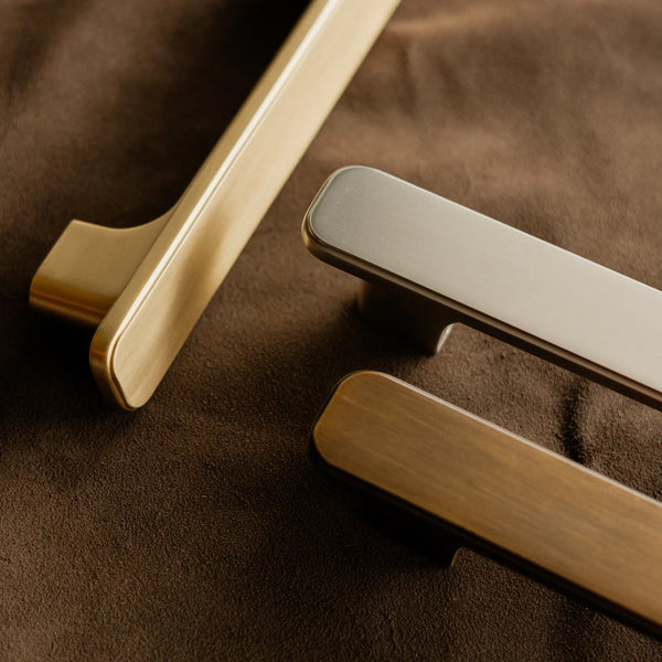 Momo Handles Aspen Solid Brass Entrance Pull Handle Bronze