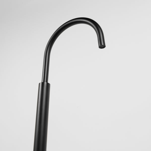 Alma Mira Freestanding Floor Spout Matte Black