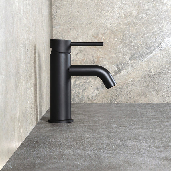 Alma Mira Matte Black Short Basin Mixer