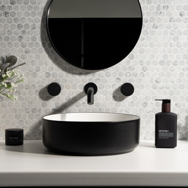 Alma Simon Matte Black Simple Circle Handles