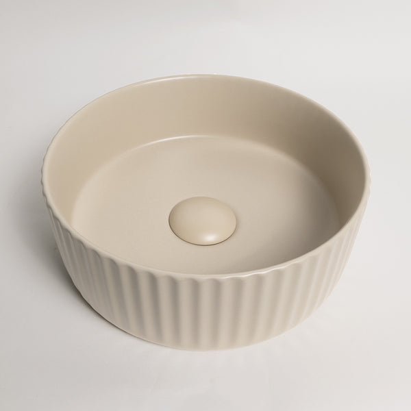 Alma Lula Mini Fluted Matte Ecru Sand Basin