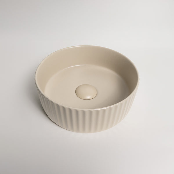 Alma Lula Mini Fluted Matte Ecru Sand Basin