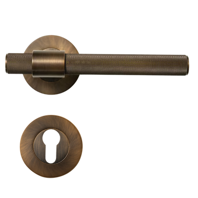 Momo Belgravia Solid Brass Lever Entrance Set Bronze