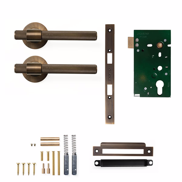 Momo Belgravia Solid Brass Mortice Lock Passage Lever Set Bronze