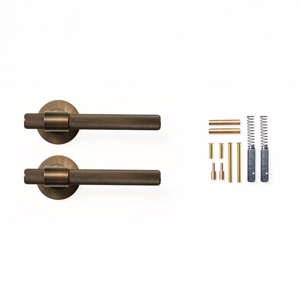 Momo Belgravia Lever Handle Set Bronze