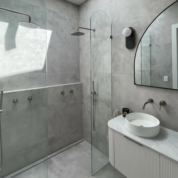 Otti Bondi 1800mm Satin White Fluted Wall Hung Curve Vanity