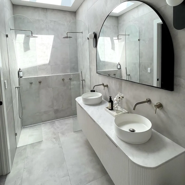 Otti Bondi 1800mm Satin White Fluted Wall Hung Curve Vanity