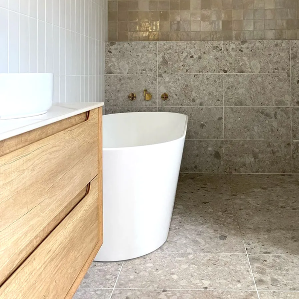 Otti Byron 900mm Natural Oak Wall Hung Vanity