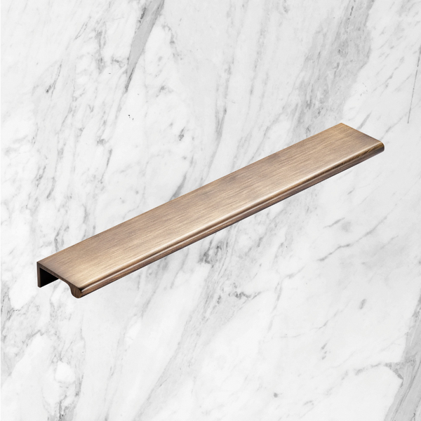 Momo Handles Chelsea Solid Brass Lip Pull 256mm Bronze