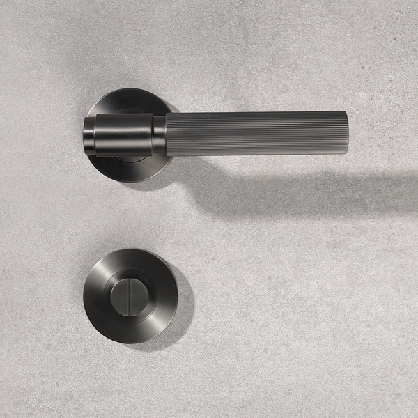 Alma Fernando Linear Lock Set Brushed Gunmetal