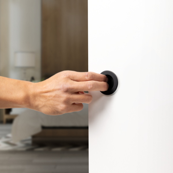 Alma Rian Round Flush Pull Matte Black