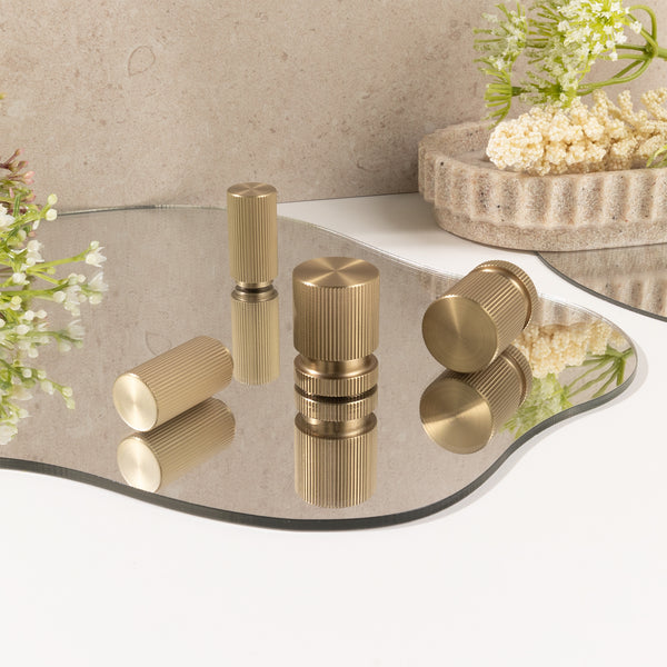 Alma Loti Linear Handle Brushed Brass Gold