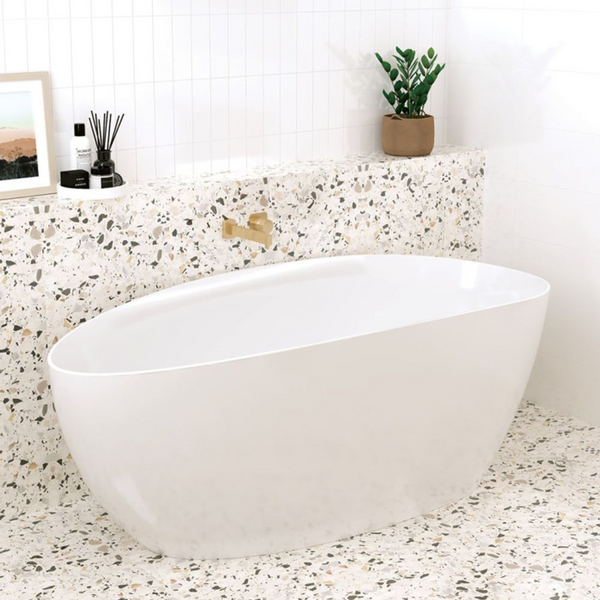 Fienza Dayo 1700mm Freestanding Acrylic Bath Gloss White