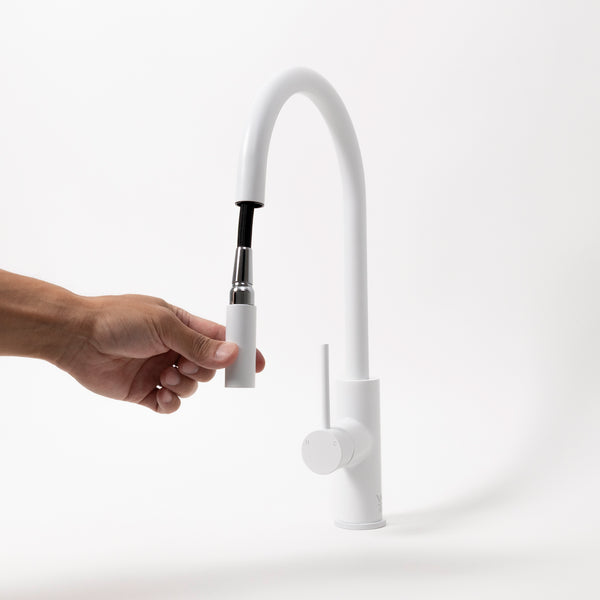 Alma Mira White Pull Out Mixer