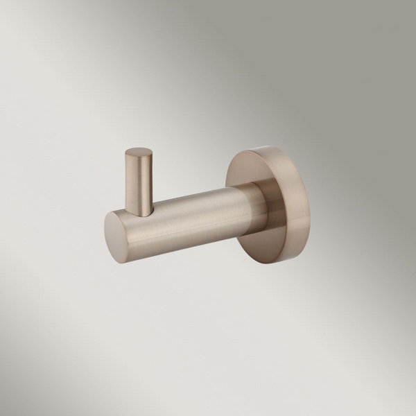 Meir Round Robe Hook Champagne