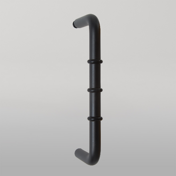 Metlam D-Pull Handle With Rubber Stopper In Designer Black