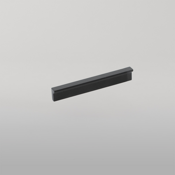 Momo Handles Momo Angle Pull Handle 64mm Matte Black