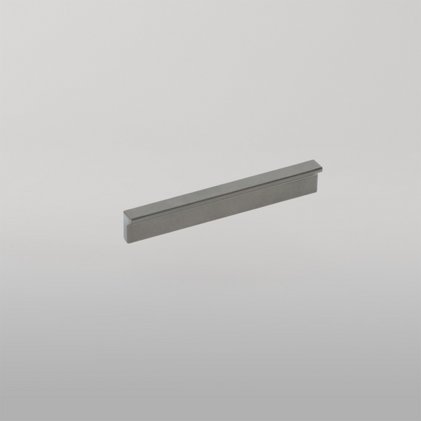 Momo Handles Momo Angle Pull Handle 64mm Metallic Grey