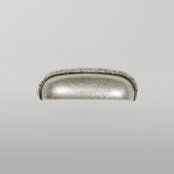 Momo Handles Momo Aura Cup Pull 64mm Antique Silver