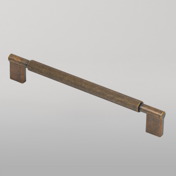 Momo Handles Momo Arpa D Handle 192mm Antique Brass