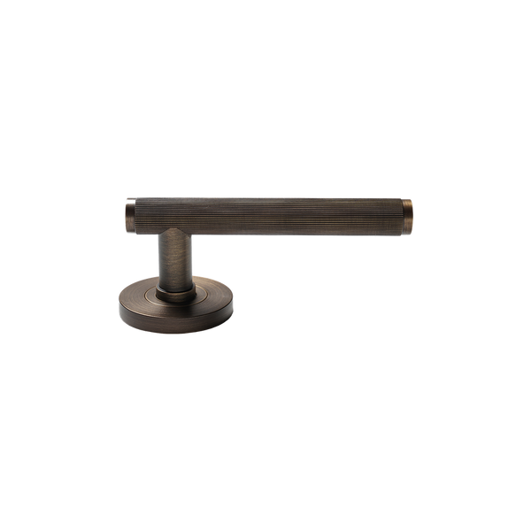 Momo Handles Bellevue Solid Brass Lined Tubular Latch Privacy Lever Set Bronze