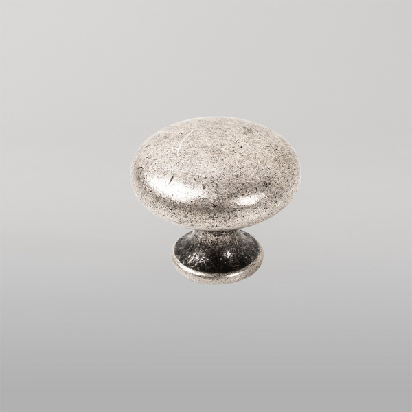Momo Handles Momo Duke Round Knob 31mm Antique Silver