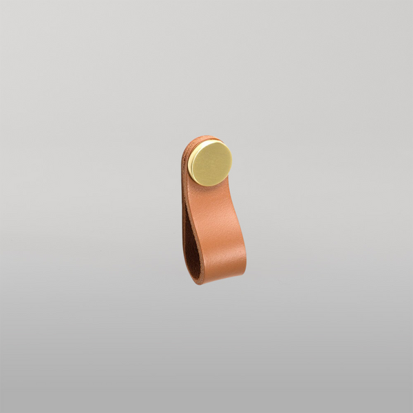 Momo Handles Momo Flexa Leather Pull 70mm Light Tan With Brass Button