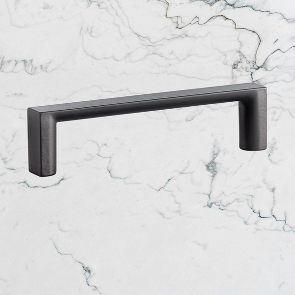 Momo Handles Dallas D Handle 96mm Matte Black