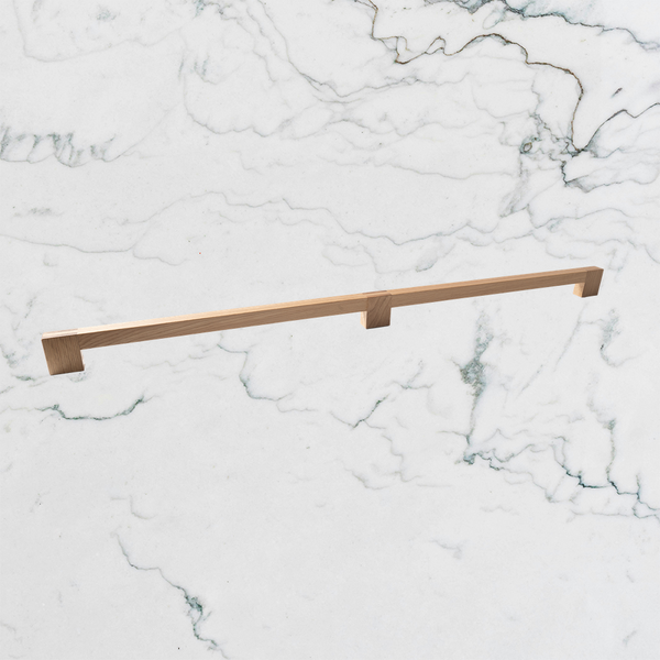 Momo Handles Hako Big D Handle 960mm Oak
